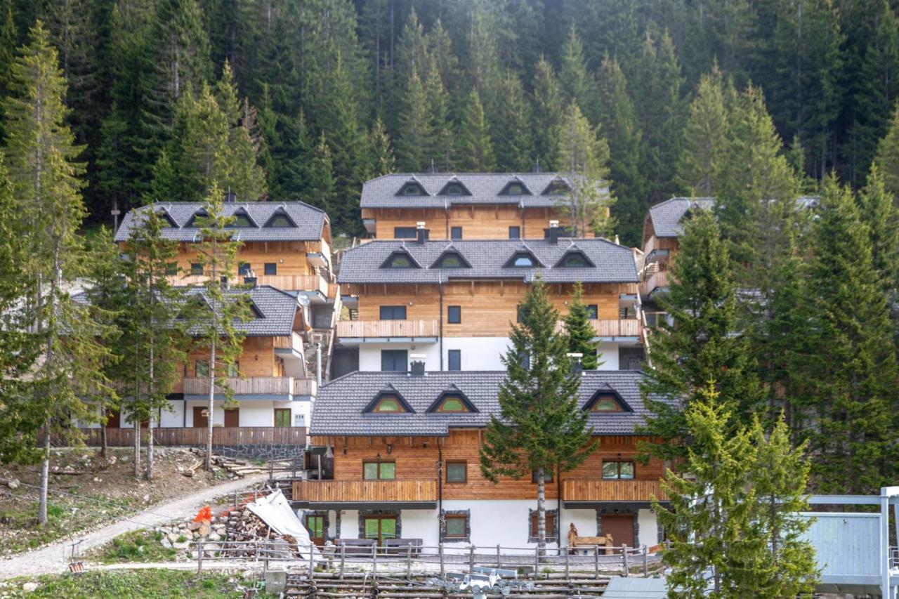 Wellness Hotel Montis Мозирье Экстерьер фото